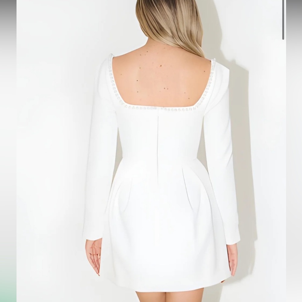 Elegant White Dress - Picture 3 of 5